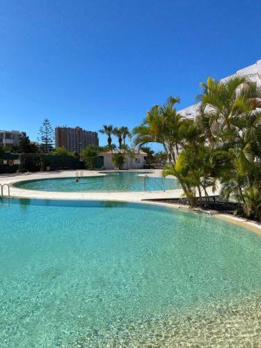 Luxury San Marino Apartment & Pool View ลอส กริสเตียนอส ภายนอก รูปภาพ